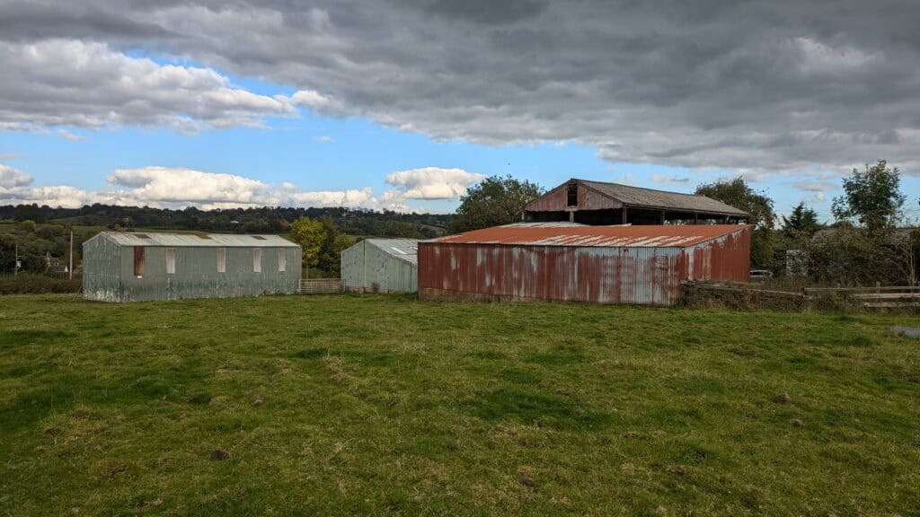 How a Class Q fallback helped secure four planning approvals at a Derbyshire farmstead 2 Planning Design